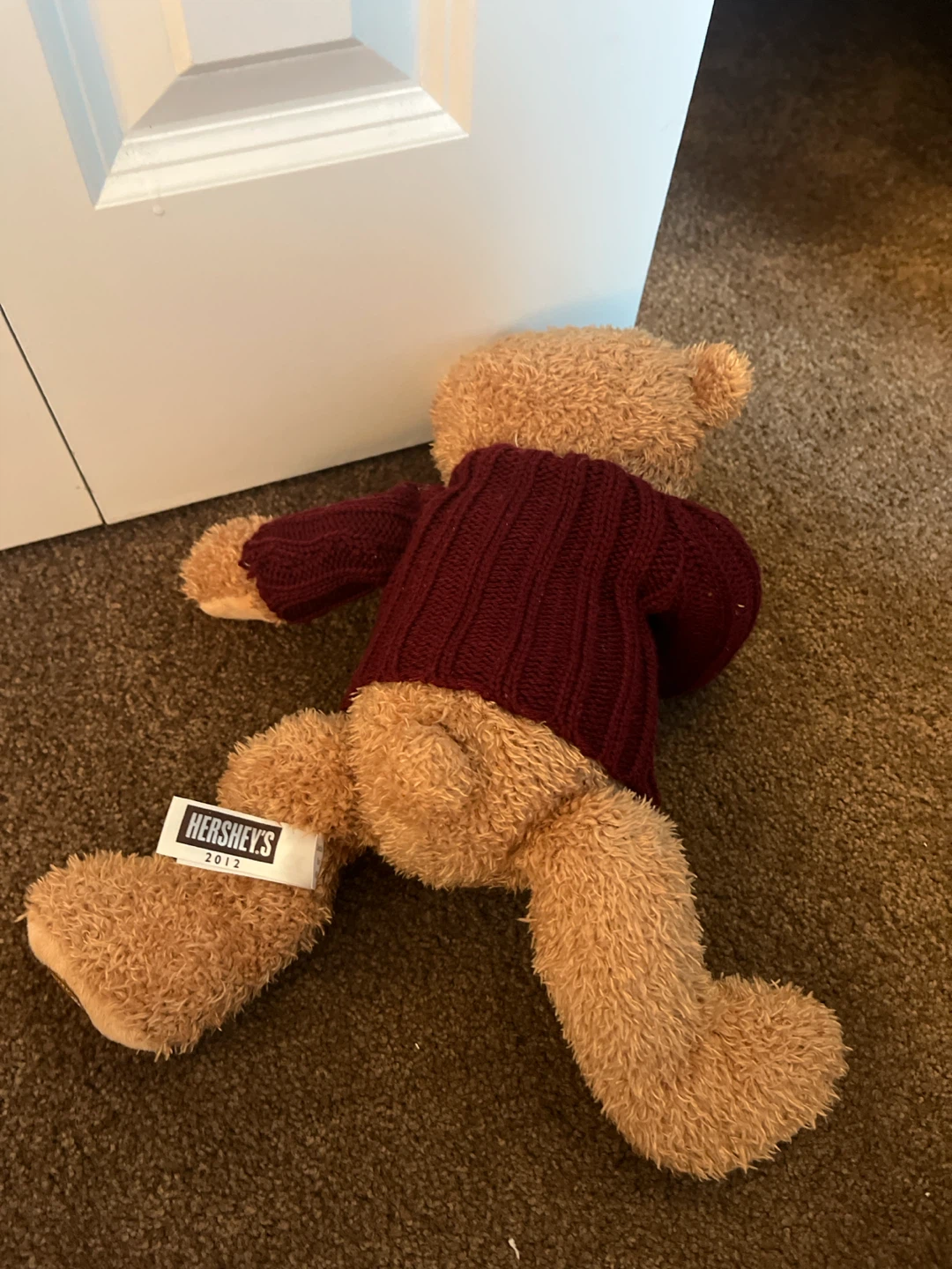 Hershey's Teddy Bear with Sweater 2012 - photo 2