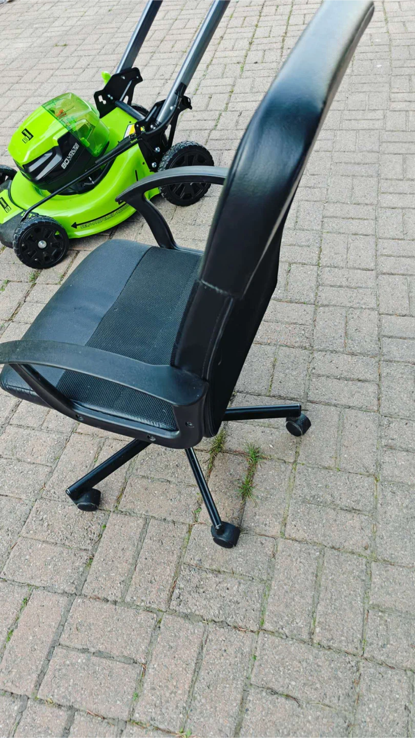 Black Office Chair with Casters - photo 2