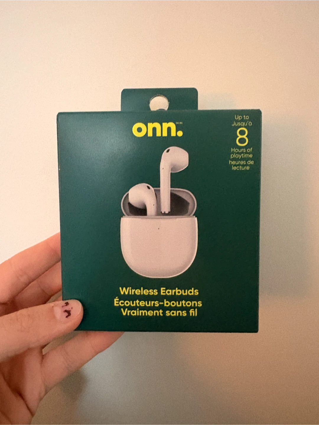 Onn. White Wireless Earbuds with Charging Case