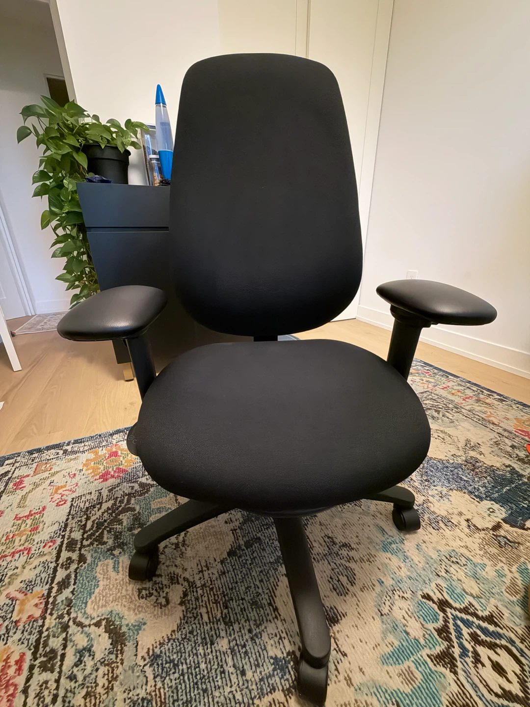 ErgoCentric Office Chair - photo 2