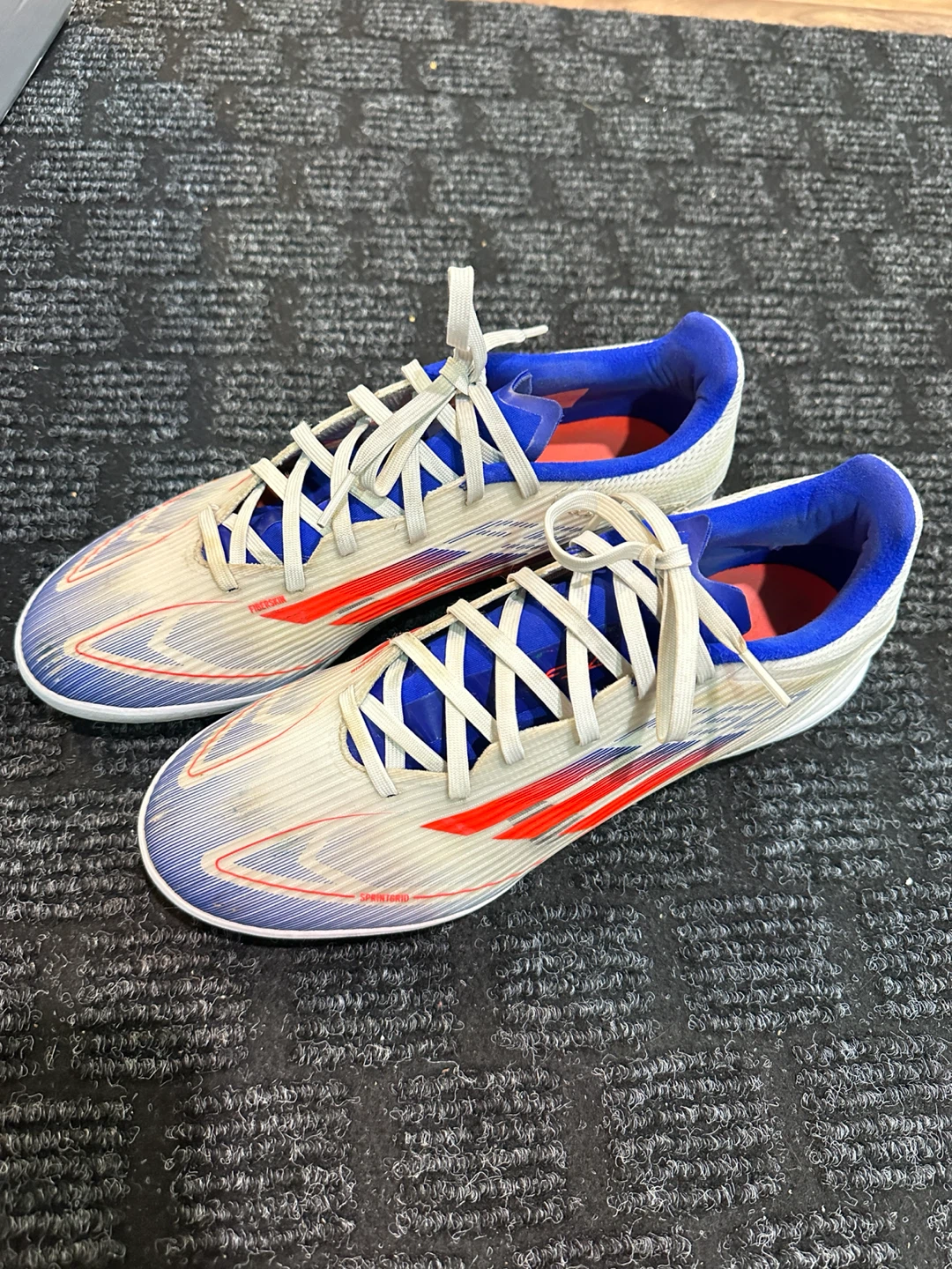 Adidas F50 LEAGUE SOCCER Cleats size US 8.5