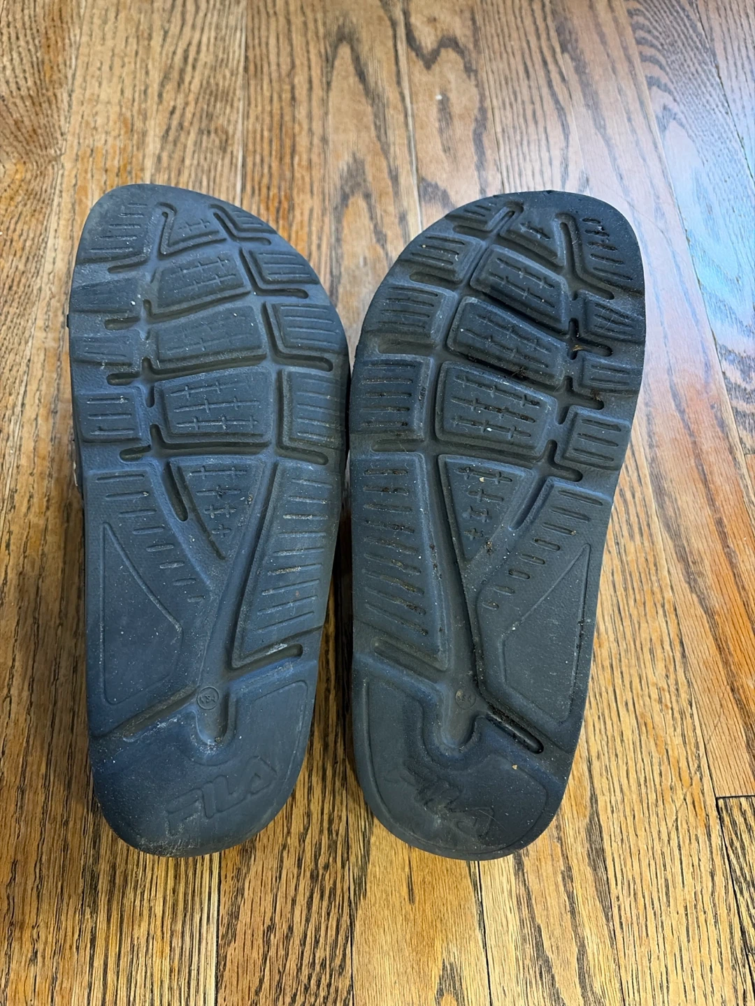 Fila Kids Slides - size 4 - photo 3