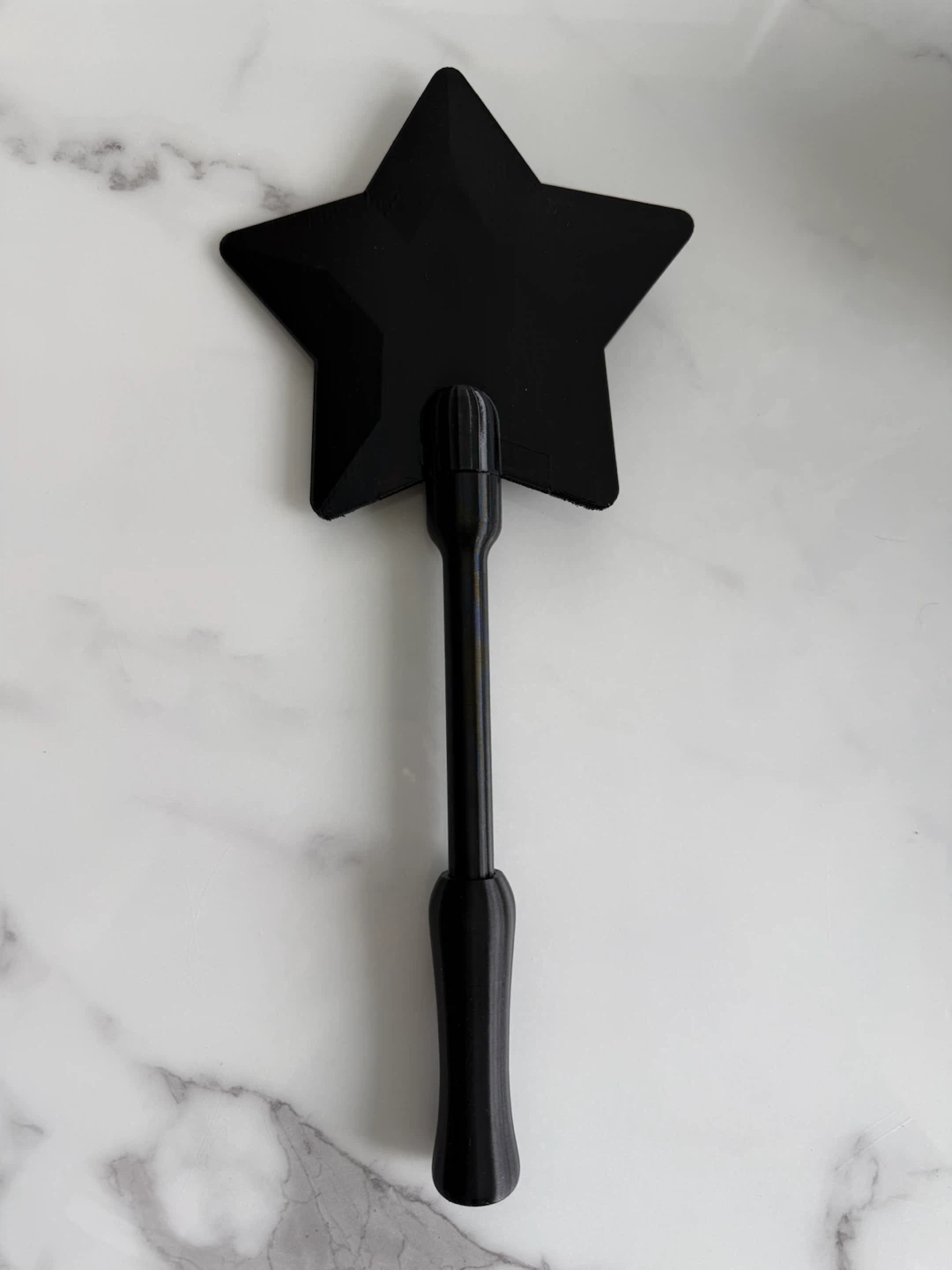 Magic Wand credit card holder for Contactless Payments