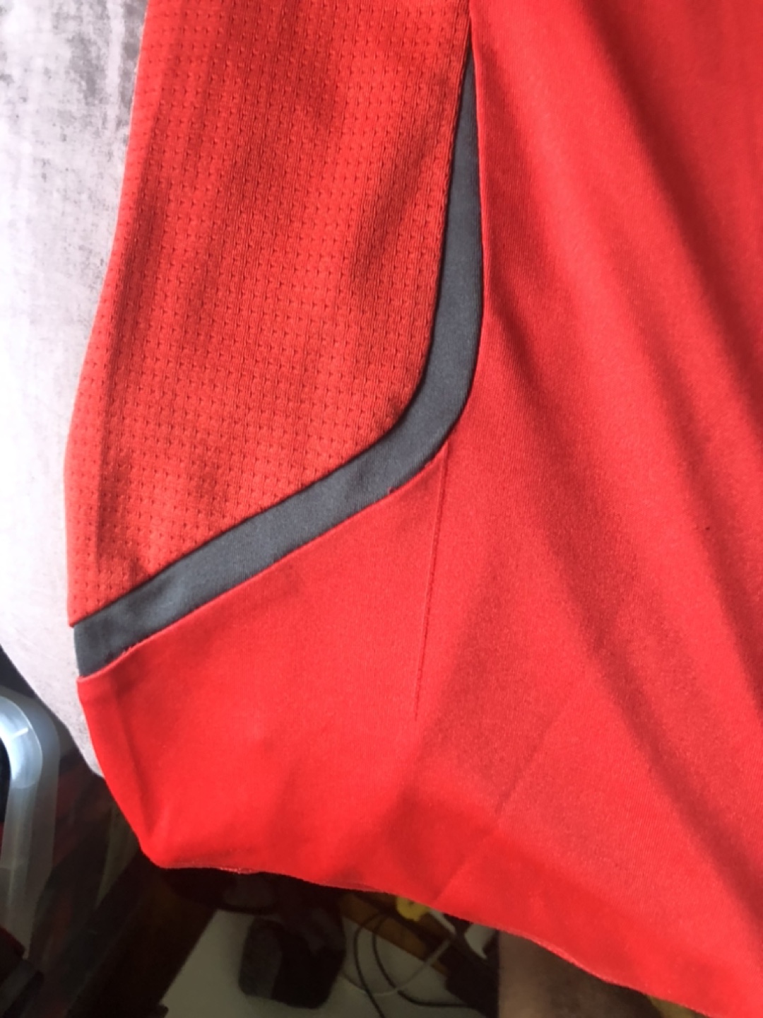 Red Adidas T-Shirt - photo 4