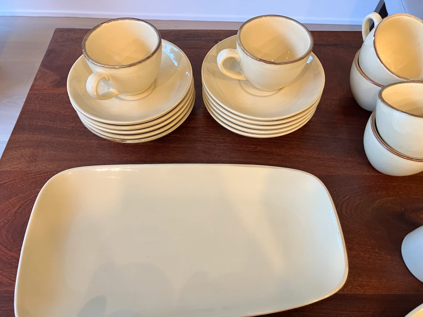 Buttercup Yellow Coffee/Tea Set - photo 2