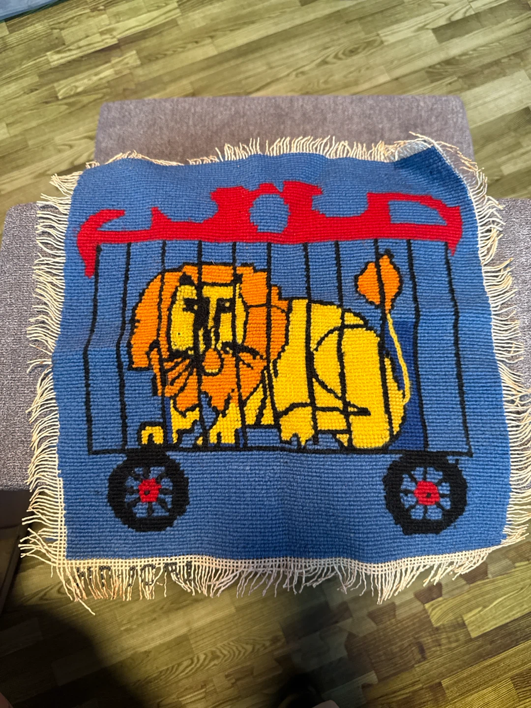 Lion in a Circus Train picture