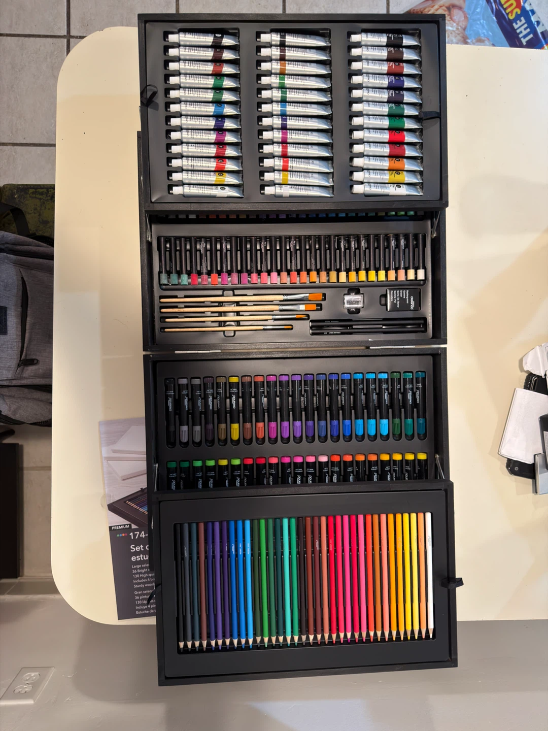Crelando 174-Piece Art Set in Wood Case
