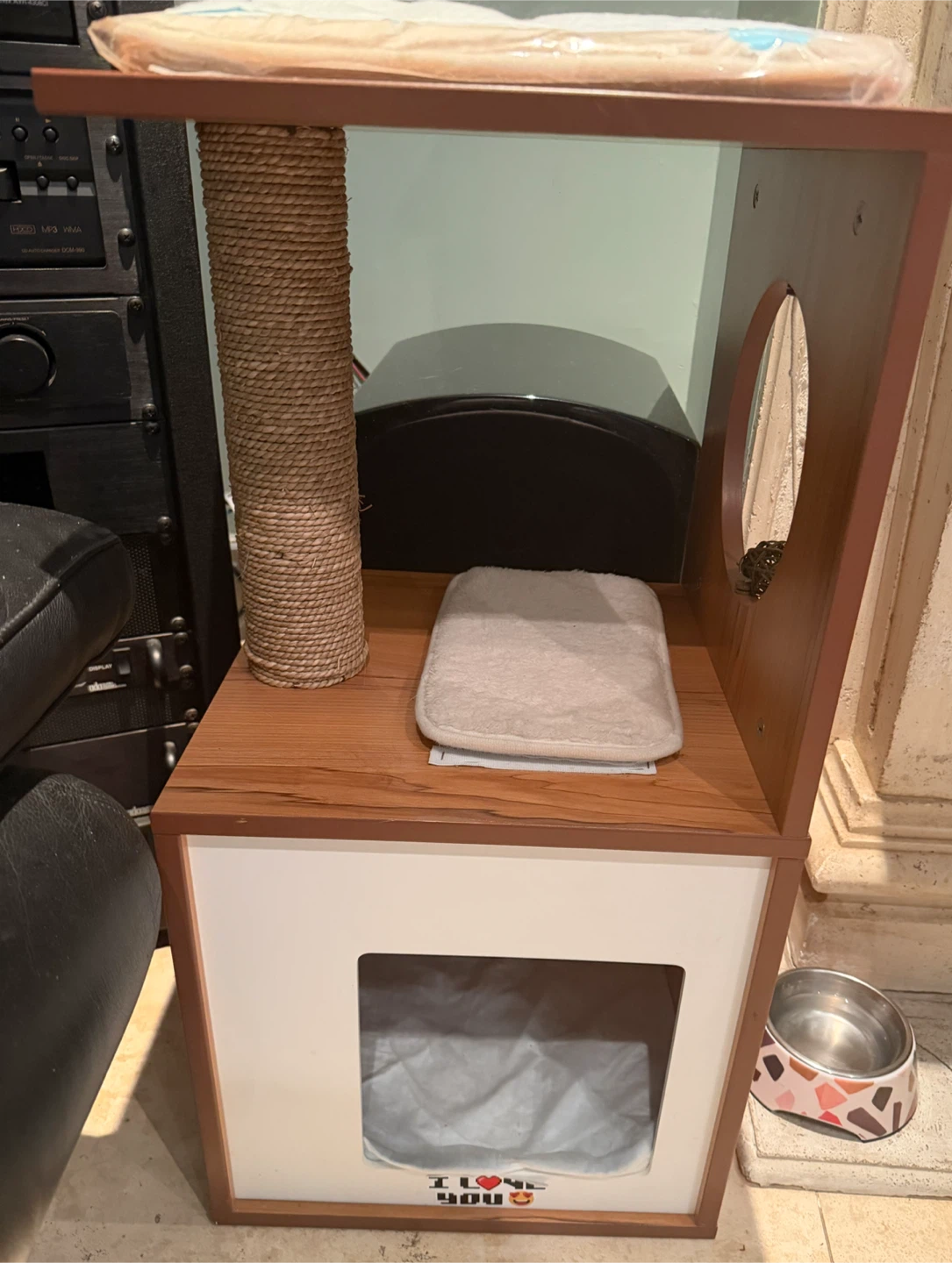 Cat Condo with Scratching Post