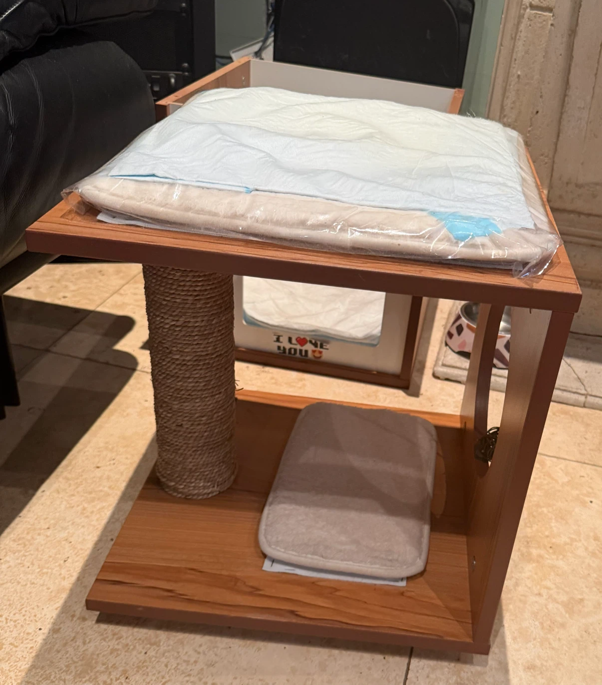Cat Condo with Scratching Post - photo 3