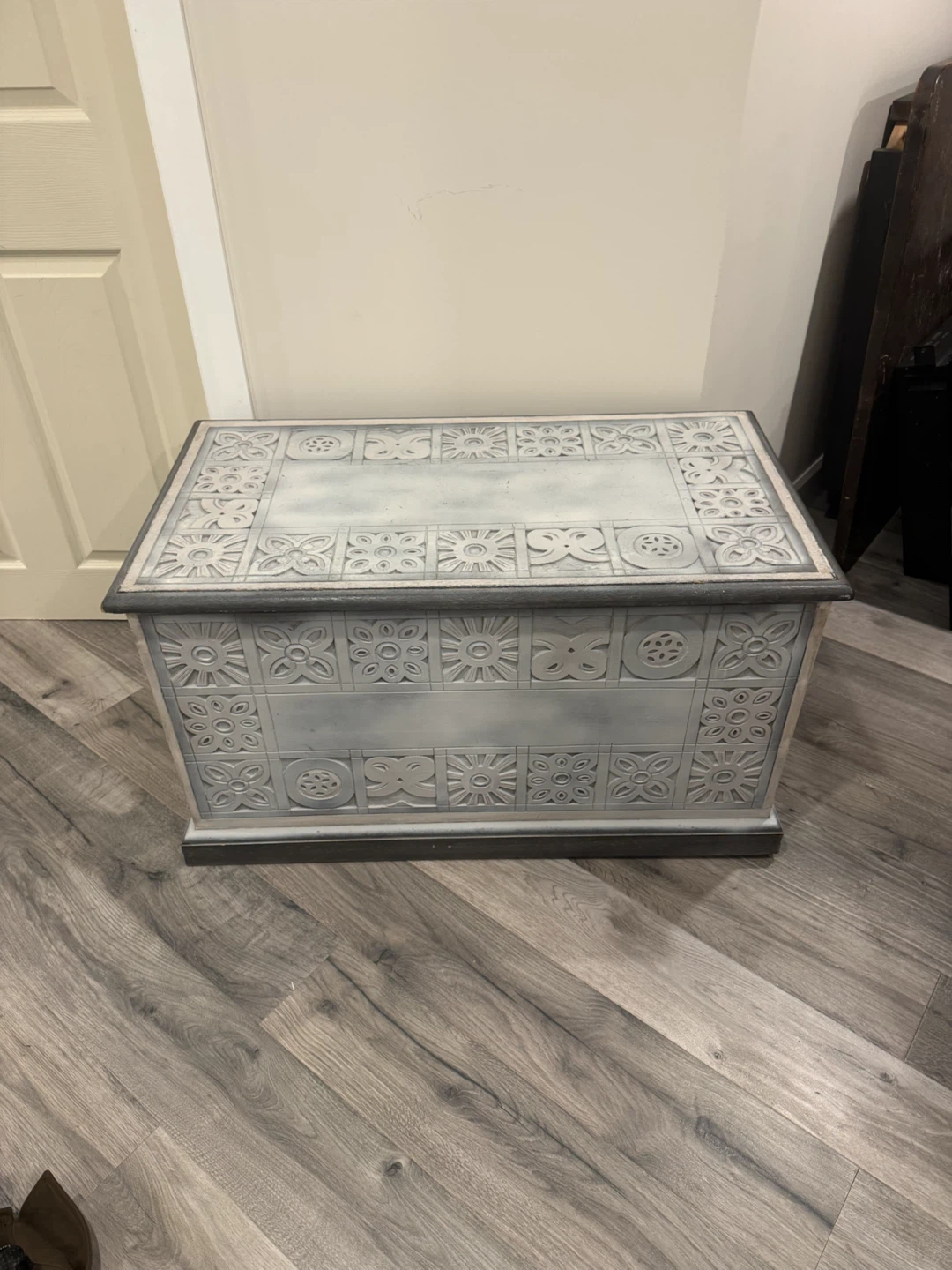 Decorative Storage Chest Trunk