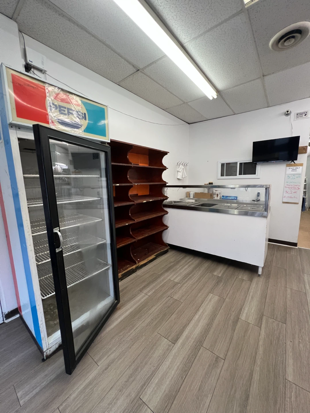 Commercial appliances MUST GO - photo 2