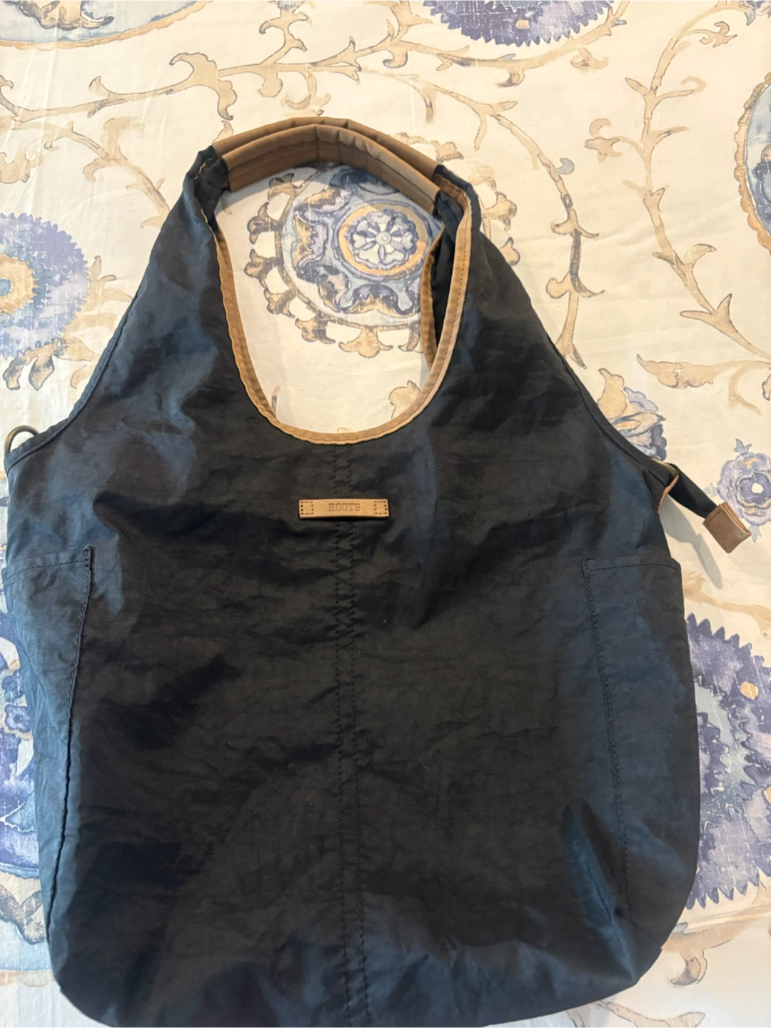 Roots Black Hobo Bag - photo 2