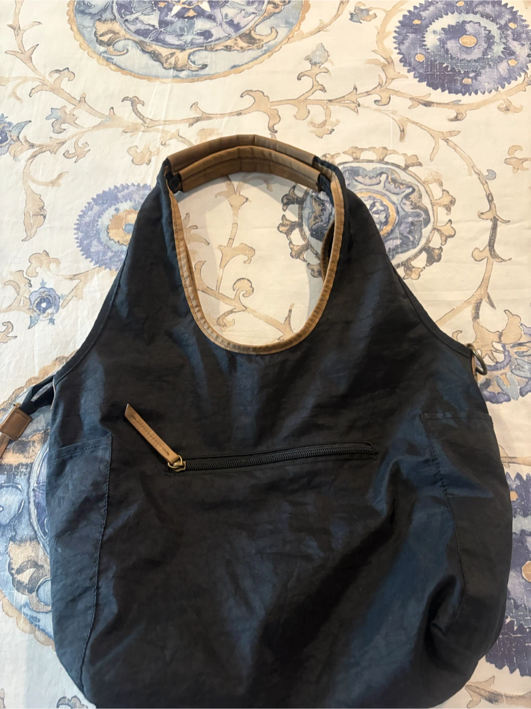 Roots Black Hobo Bag - photo 3