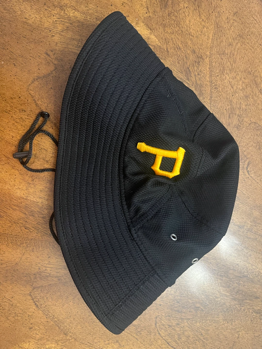 New Era Pittsburgh Pirates Bucket Hat