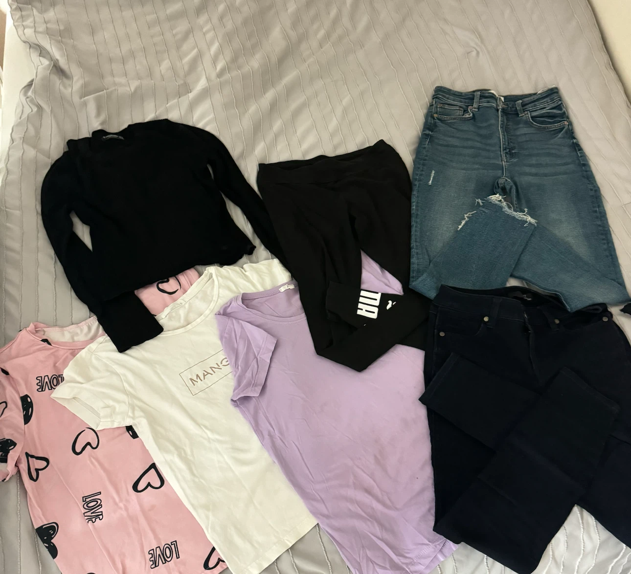 Women's Clothing Bundle - photo 3