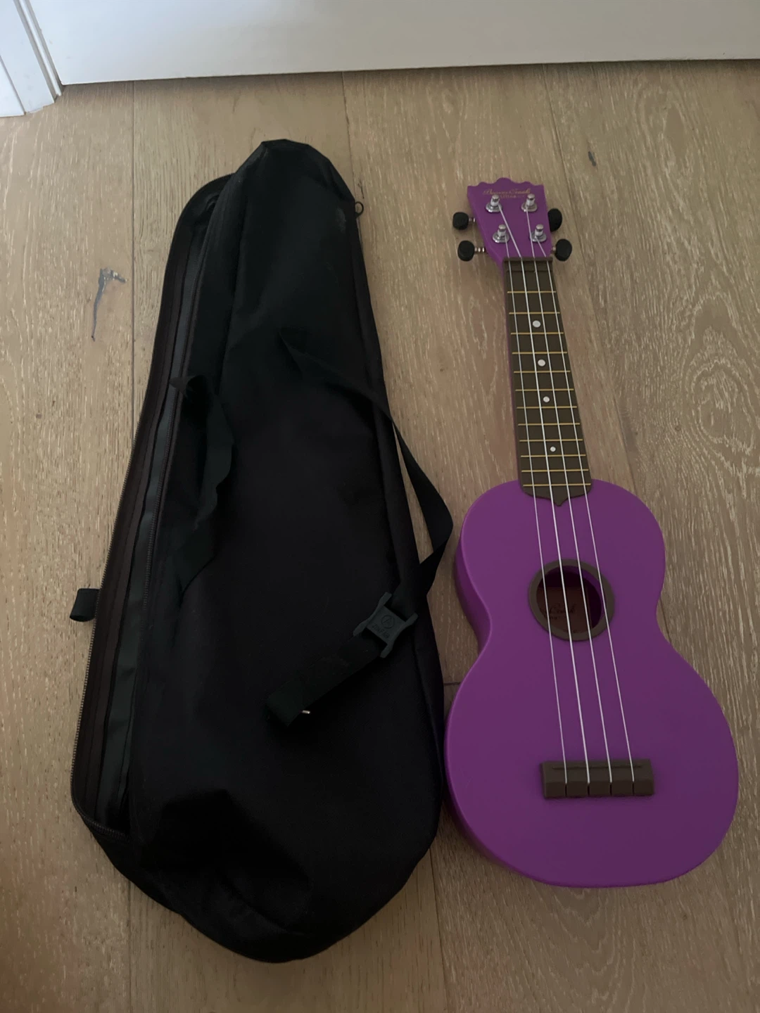 Purple Ukulele with Gig Bag - photo 3