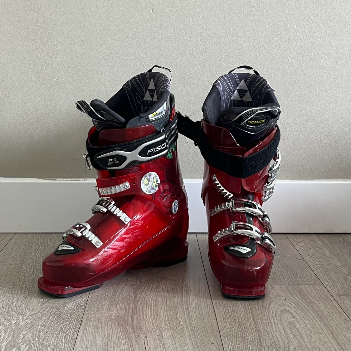 Ski Boots - Red Size 27.5, Fischer X-One Twenty