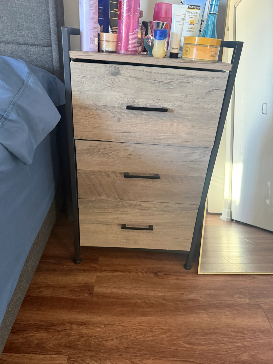 3-Drawer Dresser
