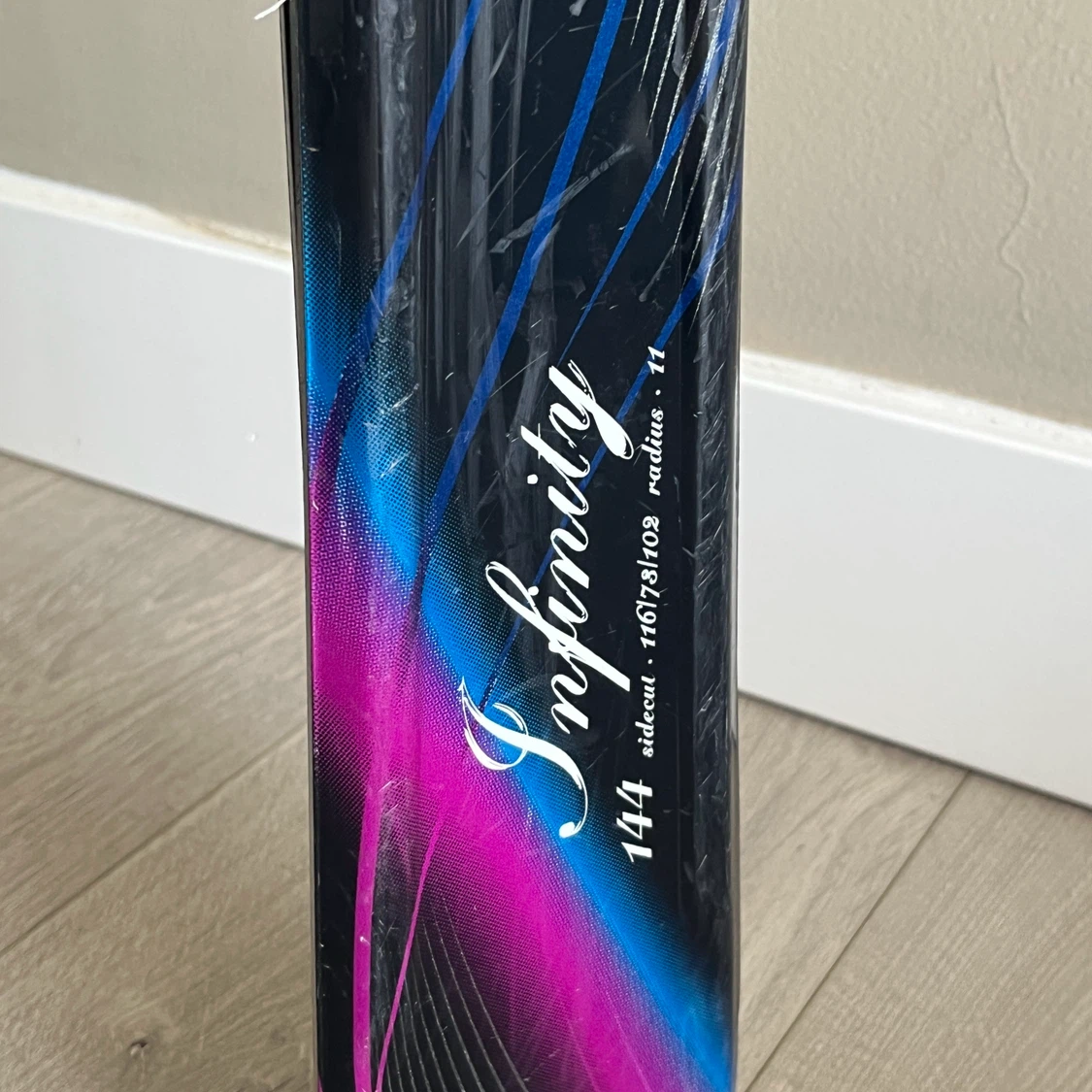 Salomon Skis, 144cm