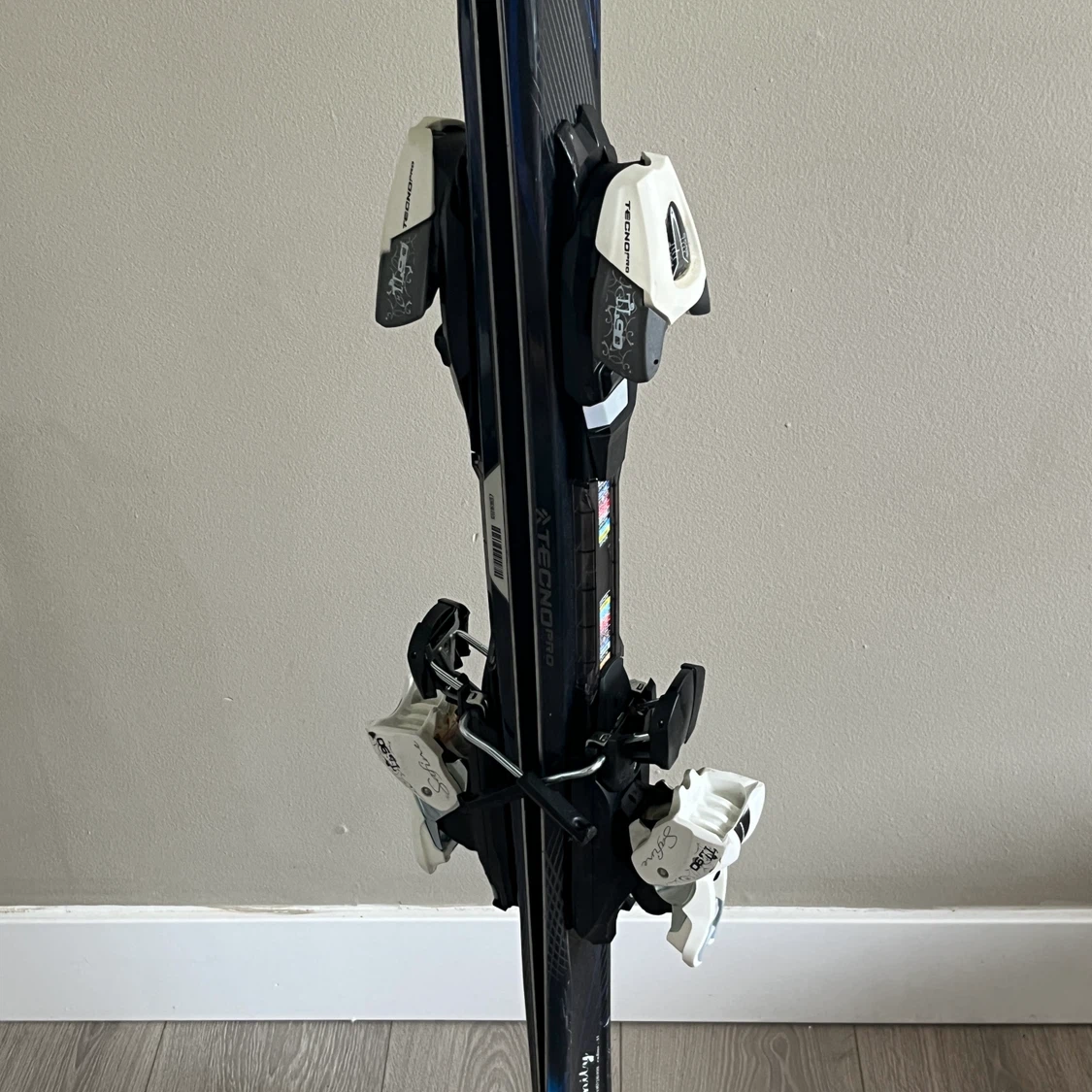 Salomon Skis, 144cm - photo 2