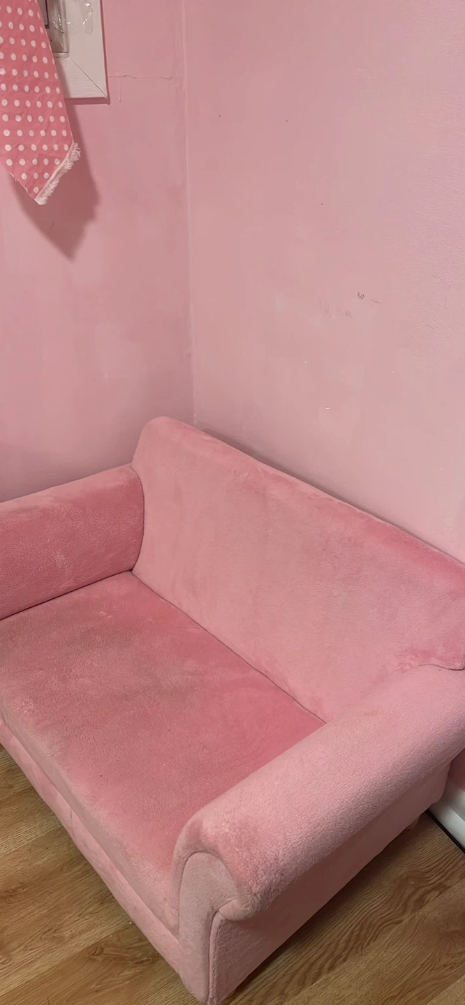 Pink Toddler Couch with removable legs