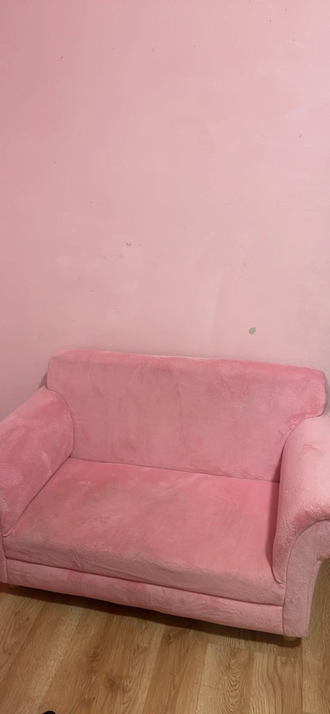 Pink Toddler Couch with removable legs - photo 2