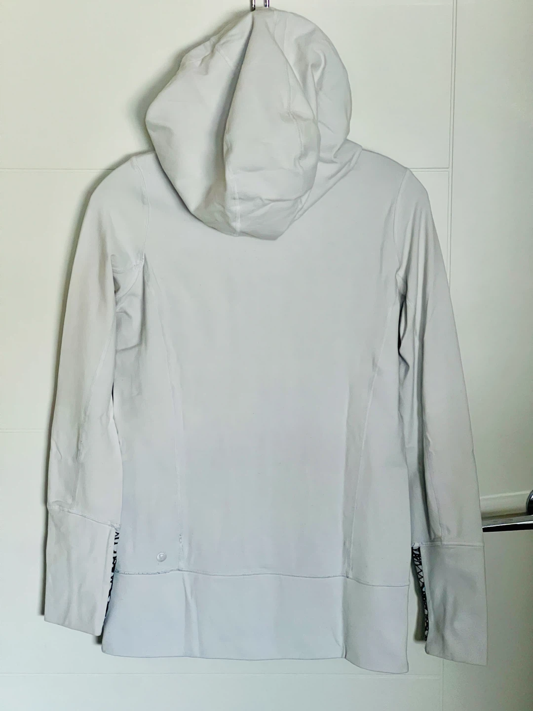 Lululemon Stride Jacket White Black Glacier Lace - photo 2