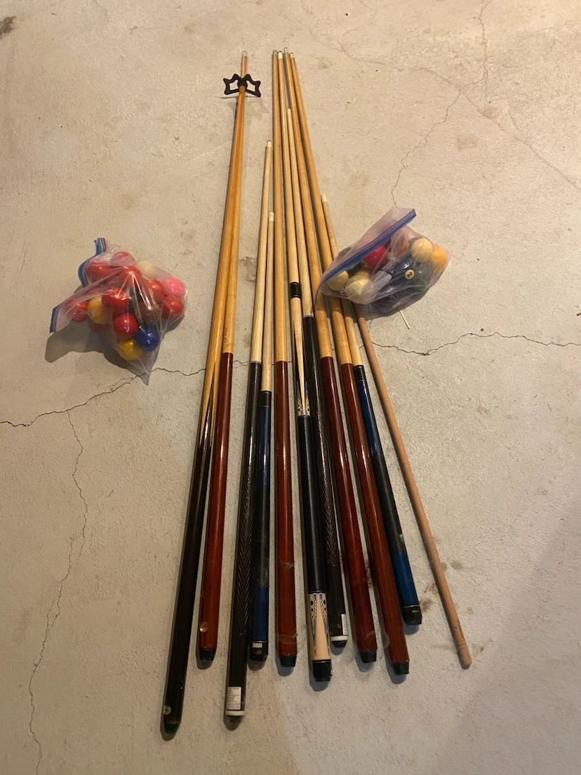 Pool Cues and Balls Set