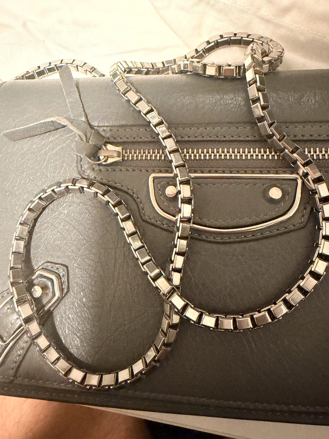 Balenciaga Grey Leather Shoulder Bag with Chain - photo 5