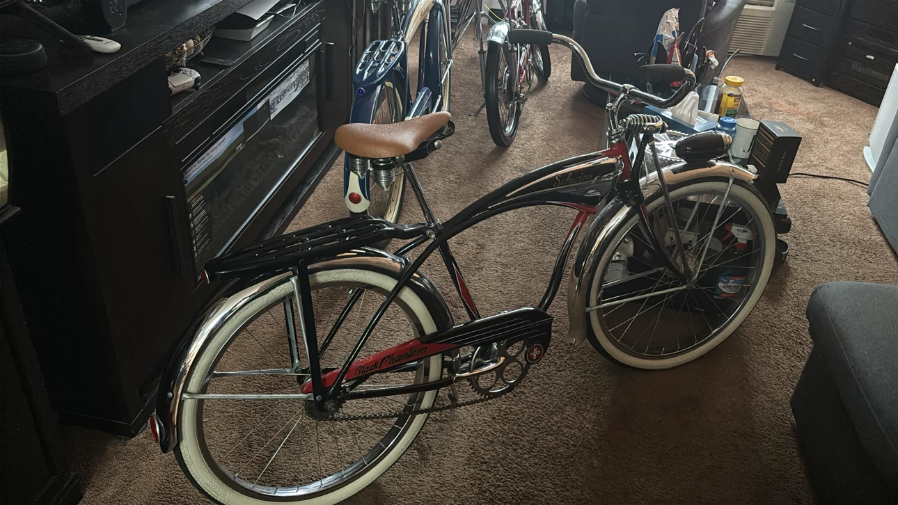 Schwinn Black Phantom 24” Wheel Cruiser Bicycle