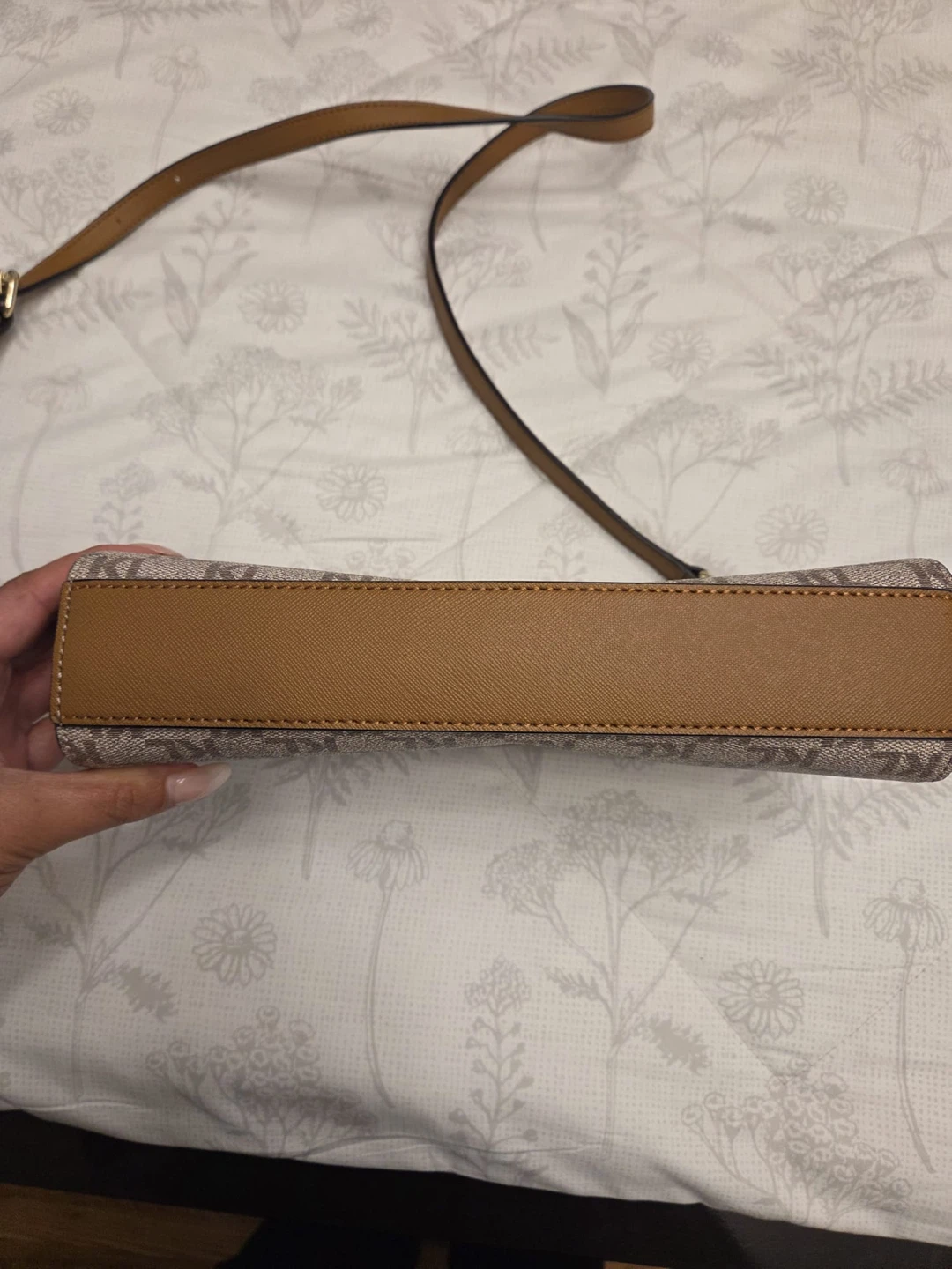 Karl Lagerfeld Crossbody Bag - photo 3