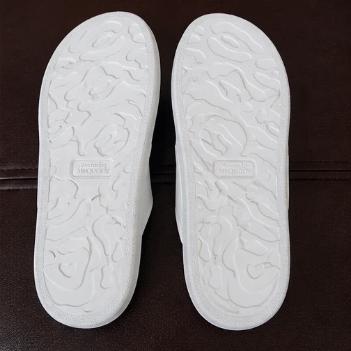 Alexander McQueen White Slides - photo 4
