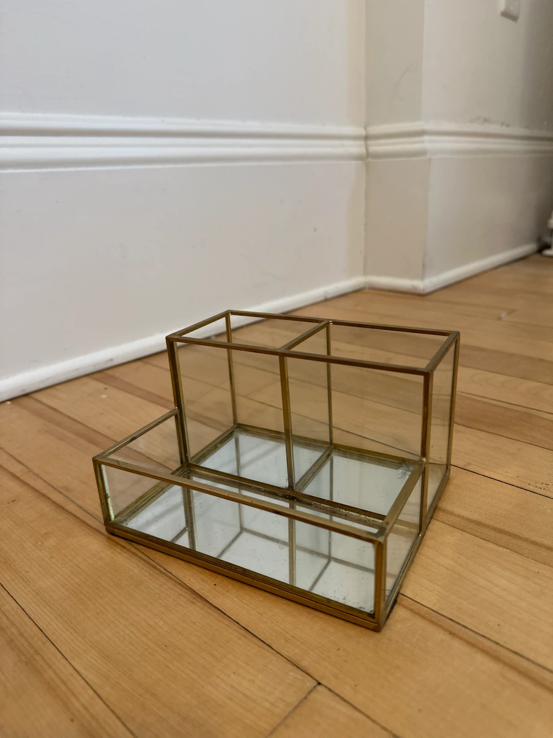 Gold Mirrored Makeup Organizer