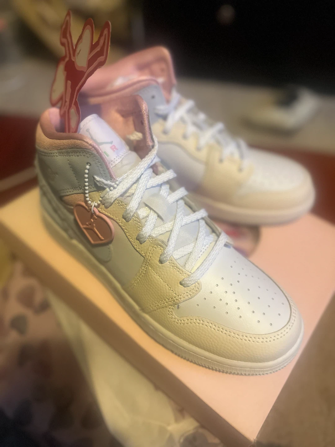 Air Jordan 1 Mid SE (GS) Sneakers - photo 4