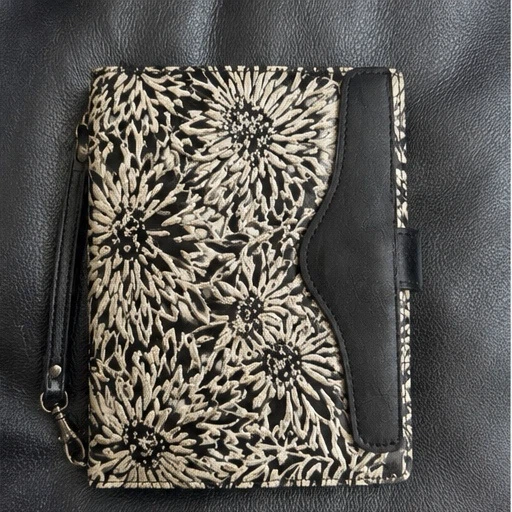 Patricia Nash Floral Wristlet Wallet - photo 3