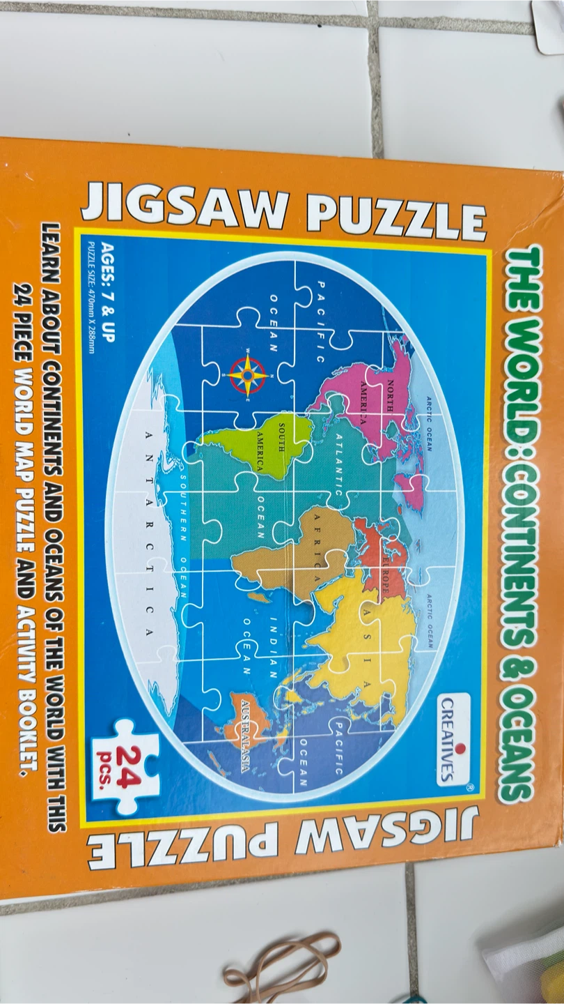 The World: Continents & Oceans Jigsaw Puzzle