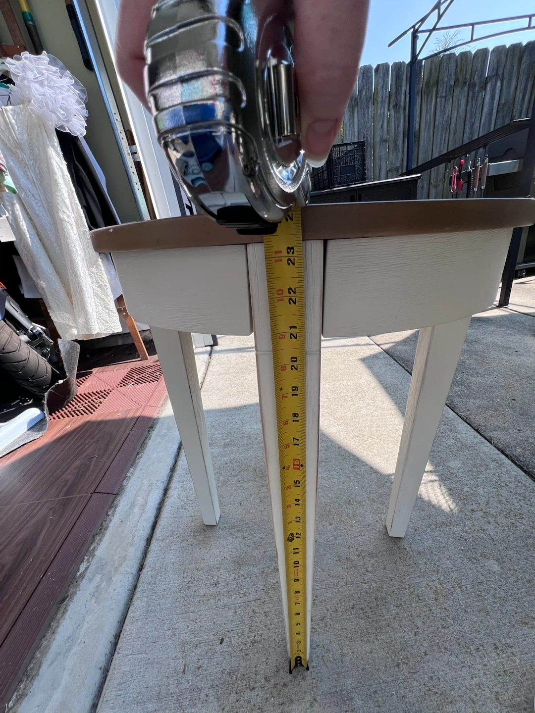 Pier One round side table - photo 4