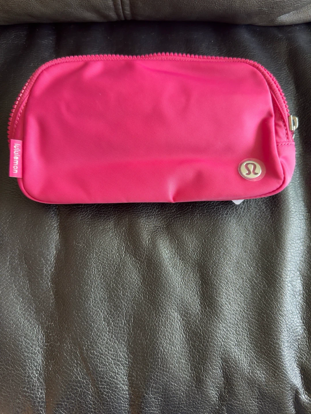 Lululemon Everywhere Belt Bag in Pink - photo 3
