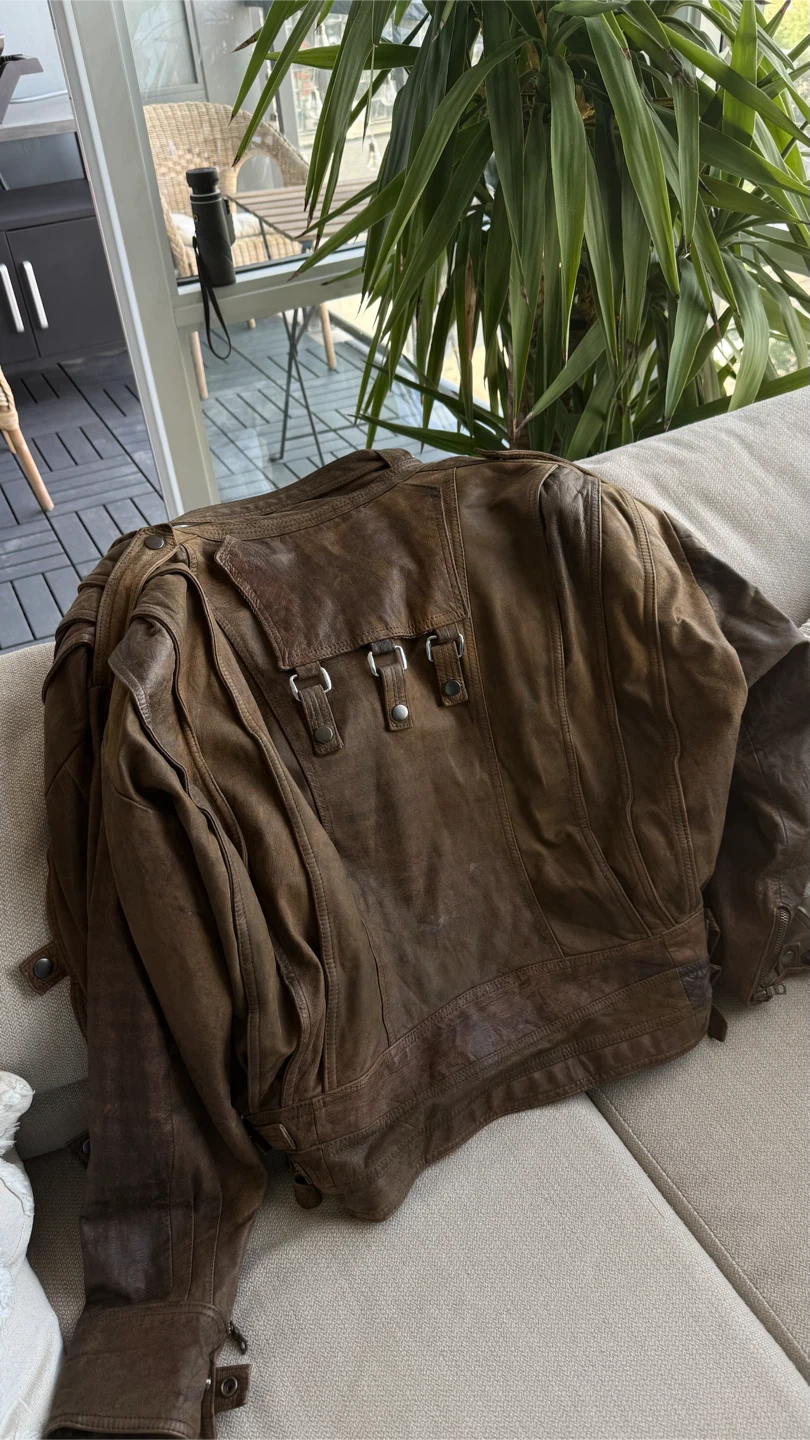 Vintage Genuine Leather brown Biker Jacket – Size XL - photo 2