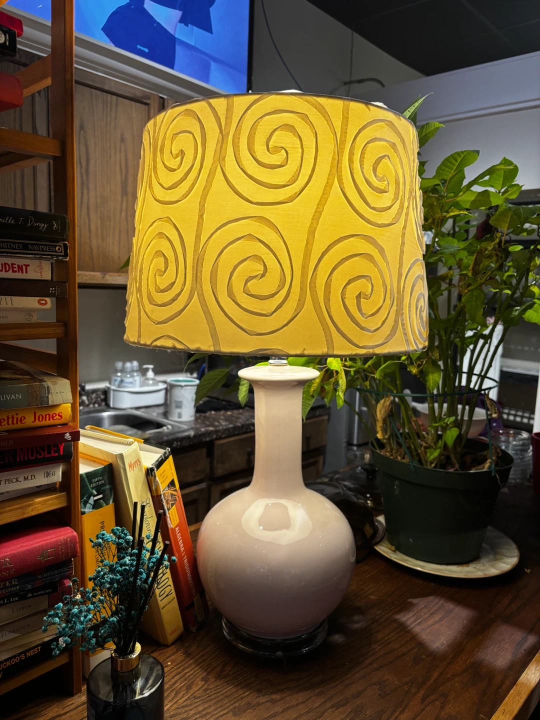 Pink Ceramic Table Lamp with Yellow Swirl Shade - photo 2