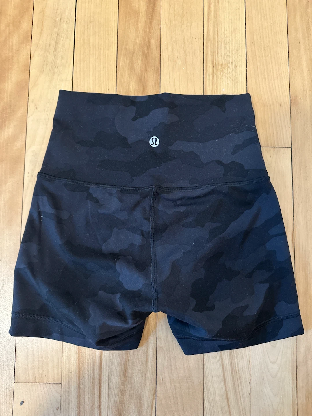 Lululemon Camo Align Shorts 4” - photo 2