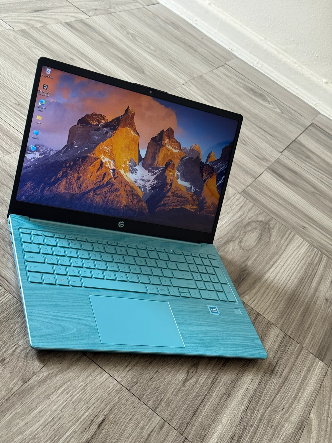 Touchscreen HP Laptop 15 Quadcore processor