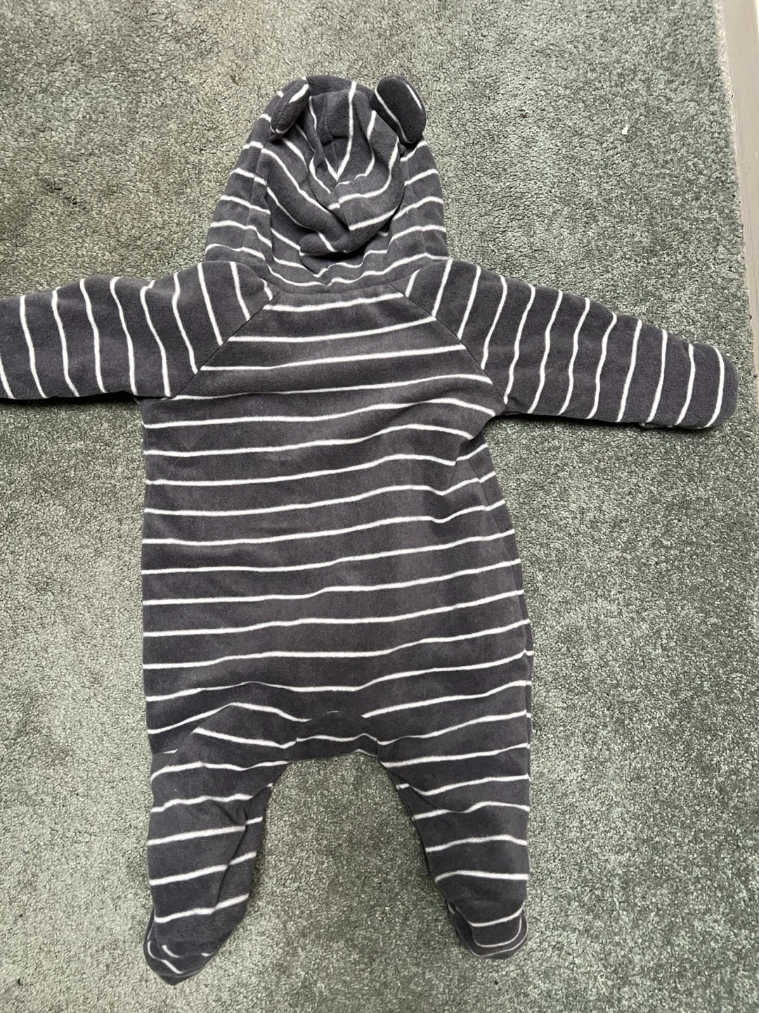 Old Navy Striped Fleece Bunting Snowsuit 0-3M - photo 5