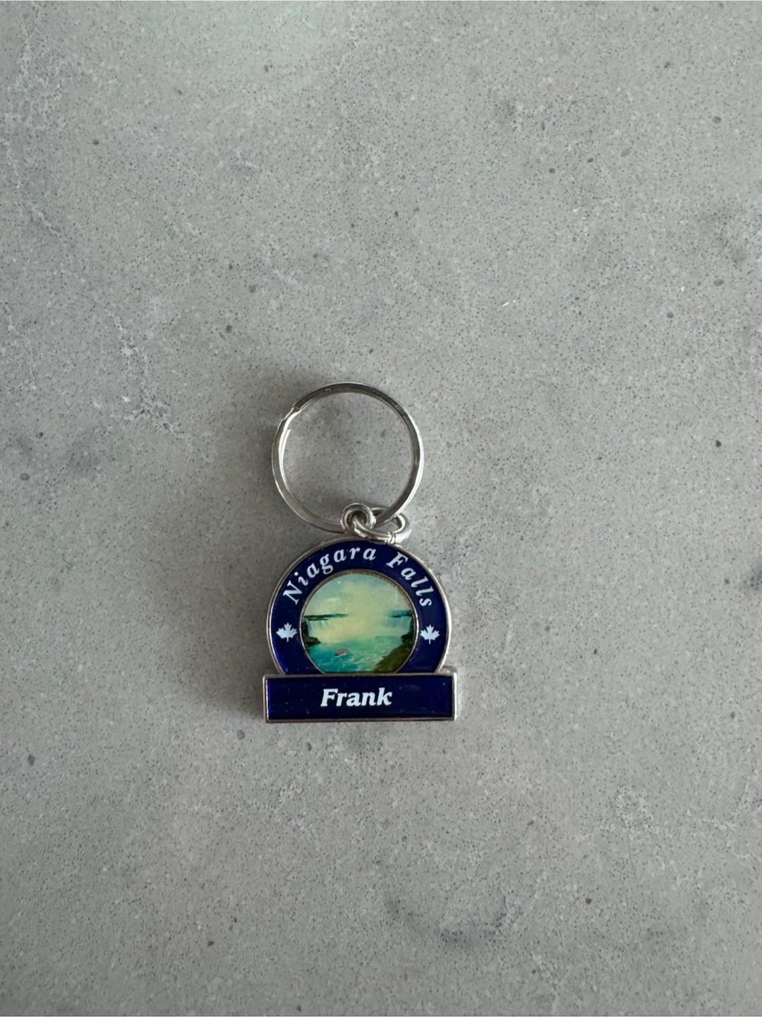 Niagara Falls keychain with name Frank