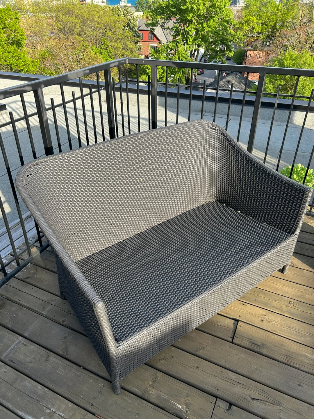 Crate & Barrel Outdoor Sofa and Side table - photo 3
