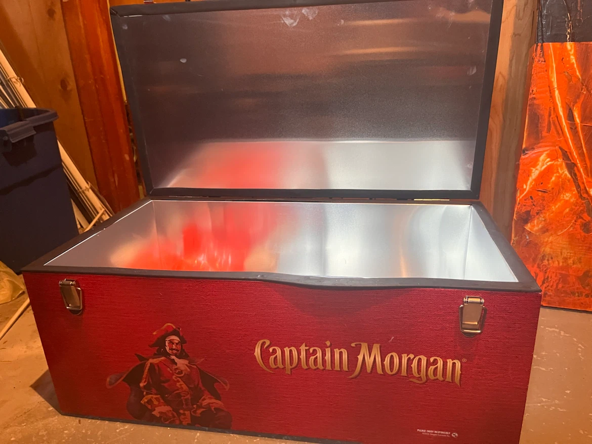 Captain Morgan Foosball / Cooler Table - photo 2
