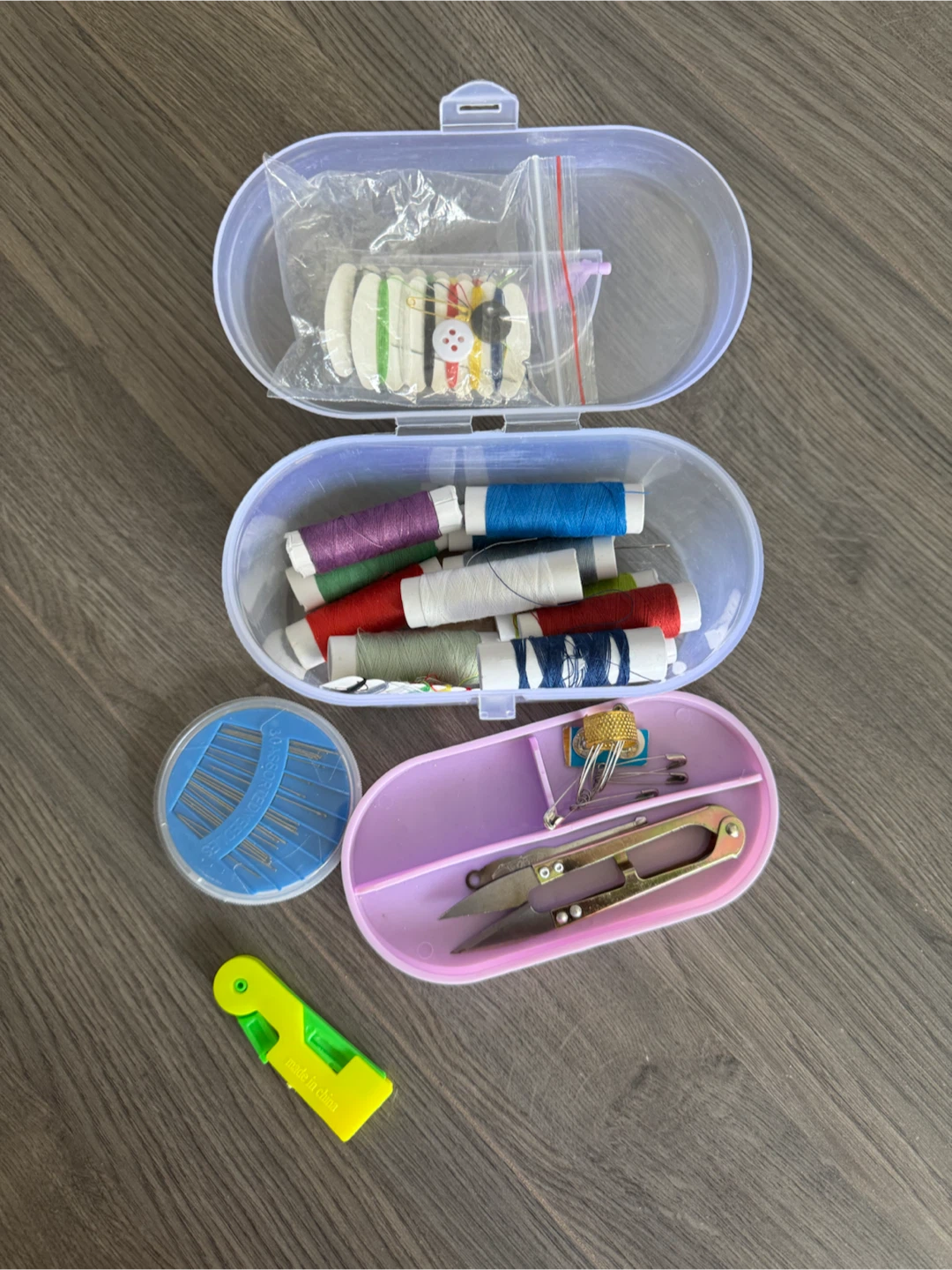 Moving sale-full sewing set with organizer case