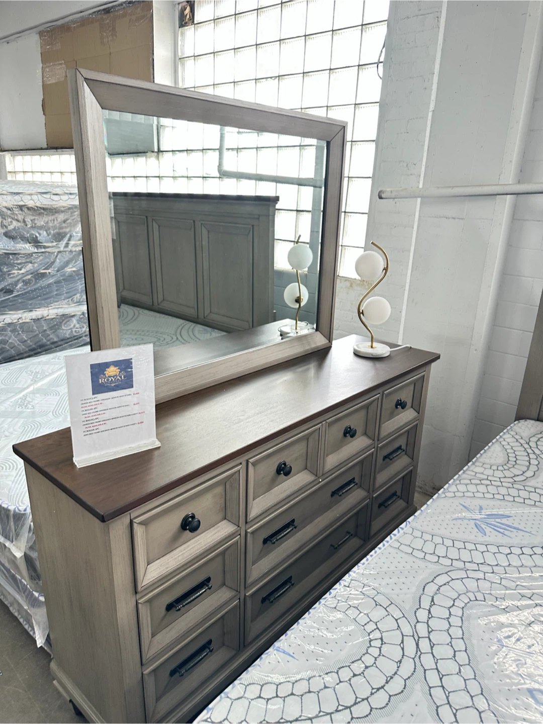 Royal wooden Bedroom Set - photo 3