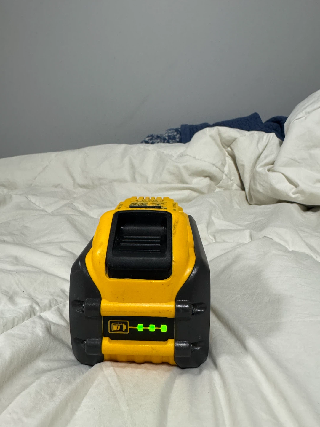 DeWalt FLEXVOLT 9.0 Ah Battery - photo 2
