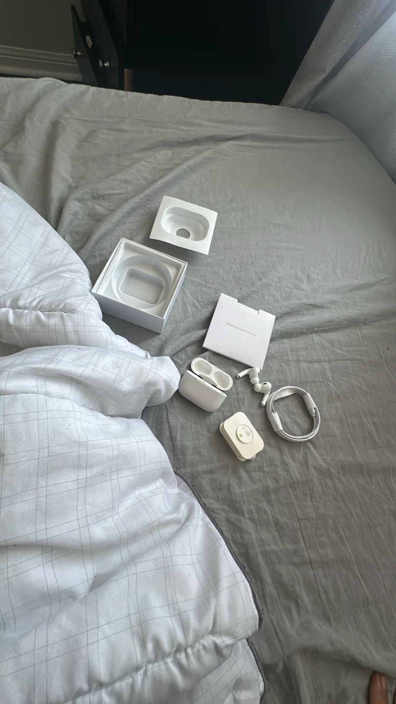 Apple AirPods Pro (2nd generation)